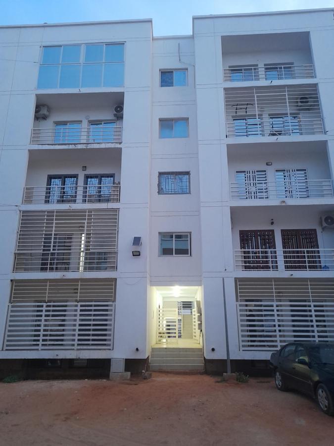Appartement T4 Zone Mixta à Dakar Extérieur photo